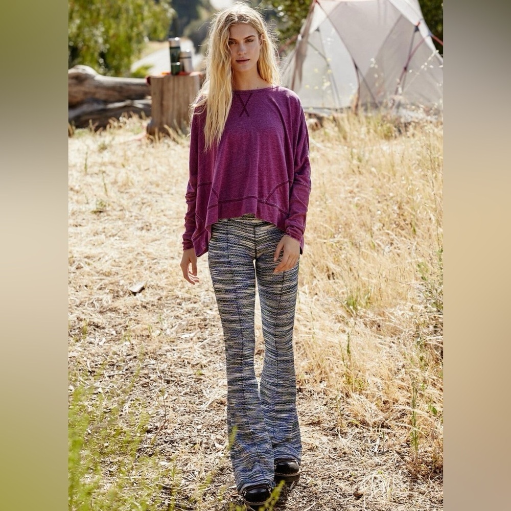 FP Movement| ‘On It’ Ribbed Ombré High Rise Flare Legging - Picture 5 of 12